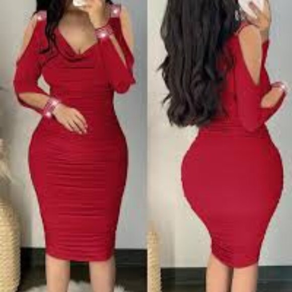 Cold-Shoulder Bodycon Dress With Wide Strap, Diamond Decoration, Ruffle Neckline - Picture 3 of 10